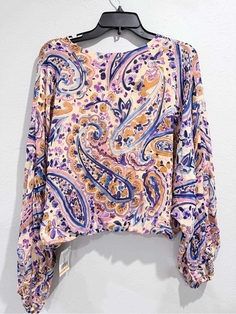 Karen Kane Majestic Magenta Paisley Blouse Top Size S NWT Balloon Sleeve - Picture 9 of 10